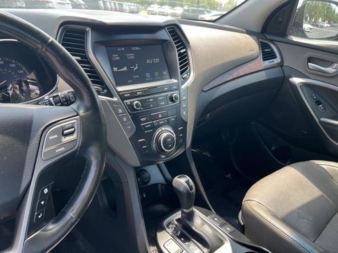 Used 2019 Hyundai Santa Fe XL w/ Cargo Package AWD/4WD image 36