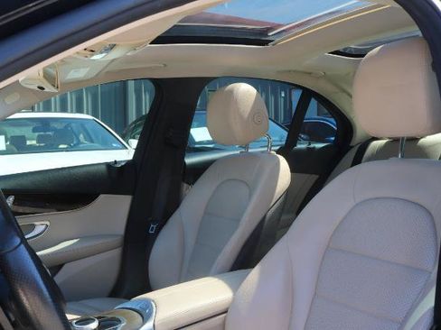 Used 2018 Mercedes-Benz C 300 Sedan w/ Premium Package image 10