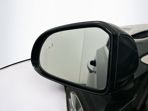 Used 2019 Hyundai Santa Fe Limited FWD image 16