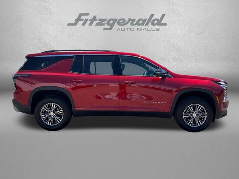 Used 2026 Chevrolet Traverse LT AWD/4WD image 4