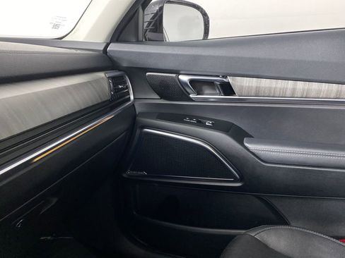 Used 2024 Kia Telluride SX image 28