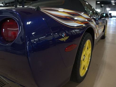 Used 1998 Chevrolet Corvette Convertible w/ Memory Pkg image 21