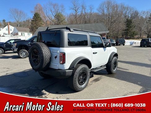 Used 2022 Ford Bronco Wildtrak image 5