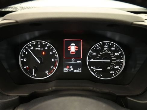 Used 2025 Subaru Forester Premium image 18