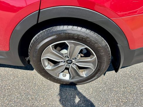 Used 2015 Hyundai Santa Fe GLS AWD/4WD image 36