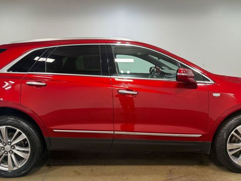 Used 2024 Cadillac XT5 Premium Luxury image 32