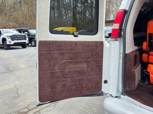 Used 2013 GMC Savana 2500 Extended w/ Power Package image 26