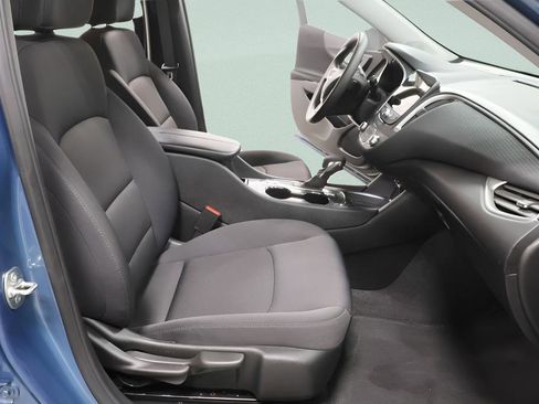 Used 2025 Chevrolet Malibu LT image 29