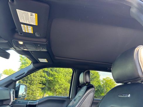 Used 2018 Ford F150 Platinum w/ Equipment Group 701A Luxury AWD/4WD image 12