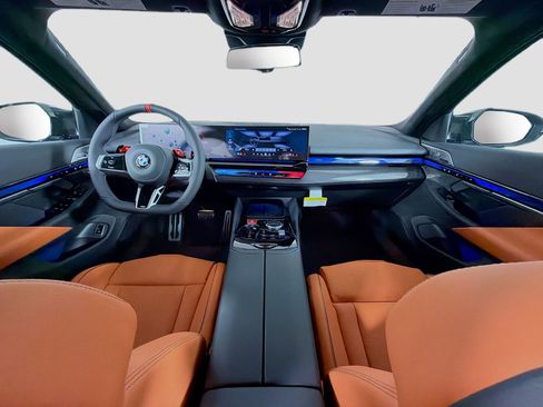 New 2026 BMW M5 w/ Carbon Package image 9