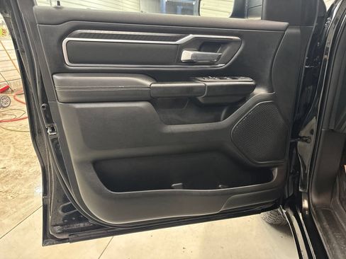 Used 2025 RAM 1500 Big Horn AWD/4WD image 7