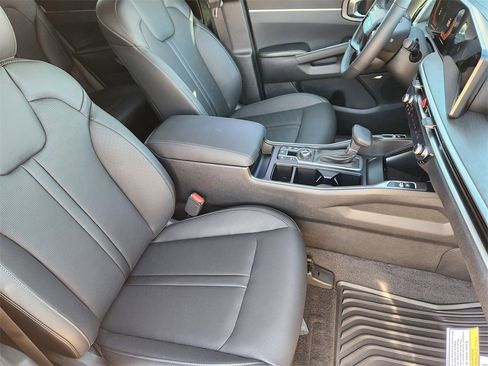 New 2026 Kia Sorento X-Line EX image 10