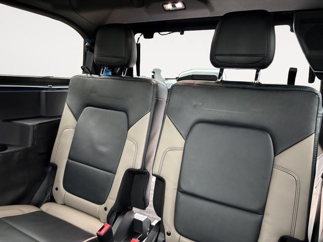Used 2023 Ford Bronco Wildtrak AWD/4WD image 13