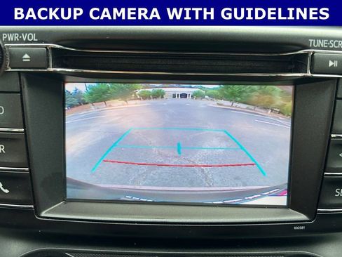 Used 2016 Toyota RAV4 LE FWD image 2
