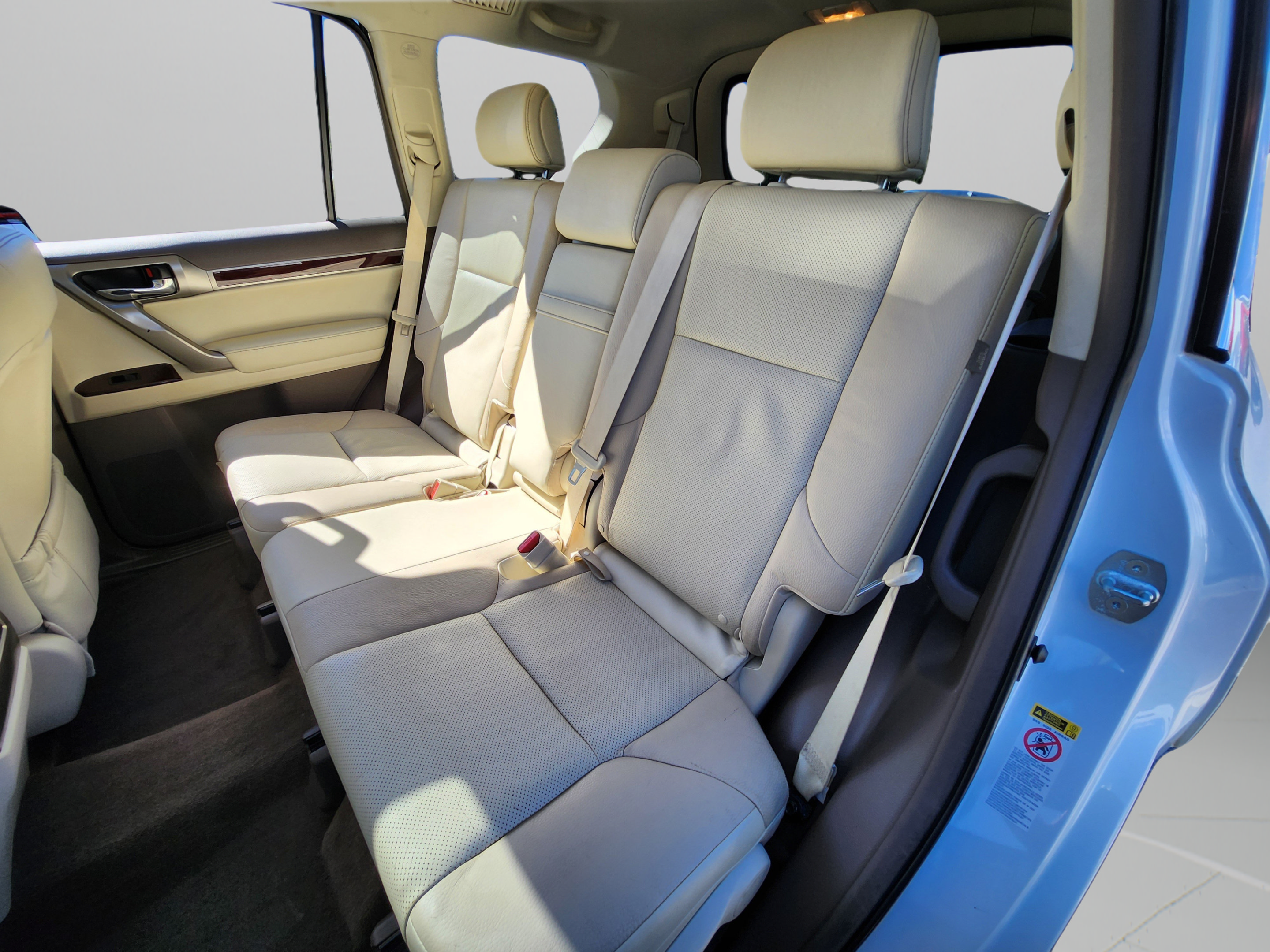 Used 2015 Lexus GX 460 w/ Premium Package AWD/4WD image 22