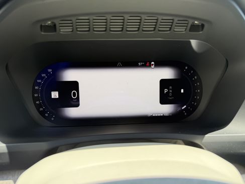 Certified 2023 Volvo XC90 B6 Plus AWD/4WD image 31