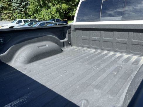 Used 2025 RAM 2500 Big Horn AWD/4WD image 5