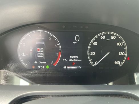 Used 2025 Honda HR-V LX image 12