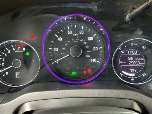 Used 2018 Honda HR-V EX image 13