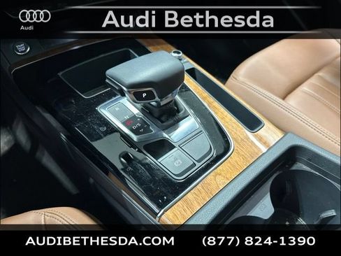 Certified 2023 Audi Q5 2.0T Premium w/ Convenience Package AWD/4WD image 25