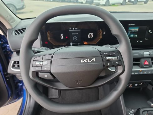 New 2026 Kia K4 FWD image 28