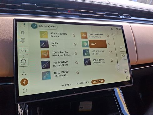 New 2026 Land Rover Range Rover Sport SE image 8