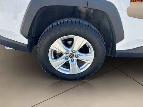 Used 2020 Toyota RAV4 XLE w/ Convenience Package image 21