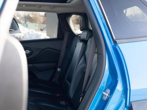 Used 2021 Jeep Cherokee Trailhawk w/ Sun, Sound & Nav Group image 21