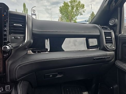 New 2025 RAM 2500 Limited image 14