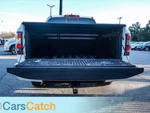 Used 2022 Nissan Frontier SV image 45