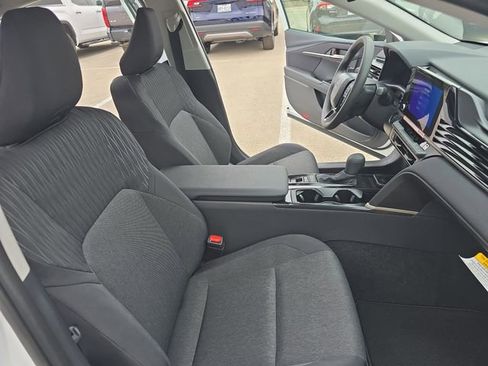 New 2026 Toyota Camry LE image 10