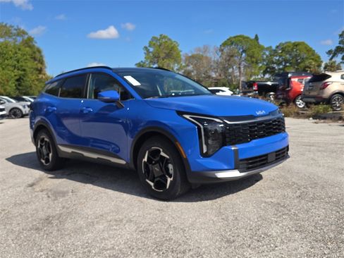 New 2026 Kia Sportage EX image 2