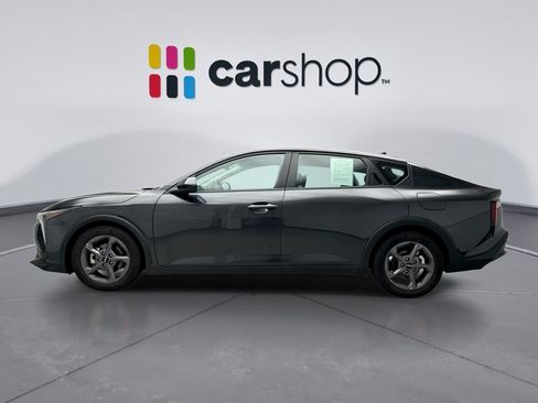 Used 2025 Kia K4 FWD image 2