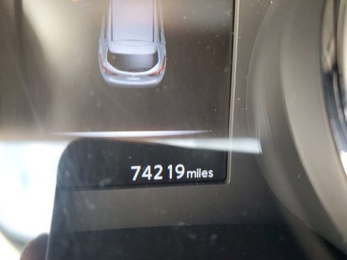 Used 2018 Nissan Rogue Sport SL w/ SL Premium Package image 17