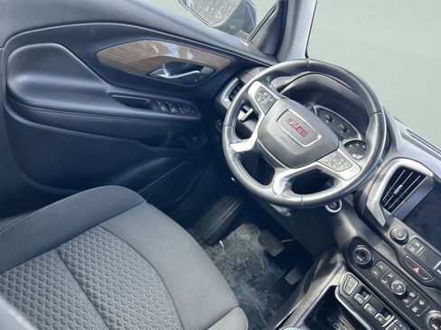 Used 2021 GMC Terrain SLE w/ Driver Convenience Package image 40