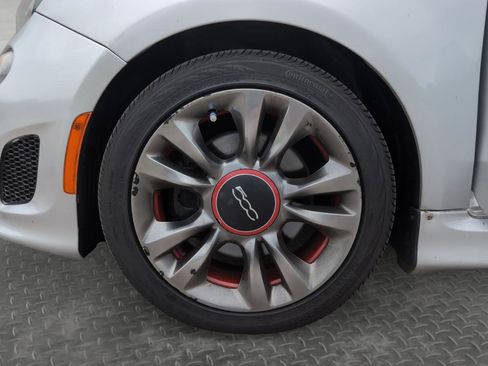 Used 2014 FIAT 500 GQ Edition w/ Comfort/Convenience Group FWD image 11