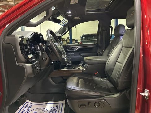 Used 2024 Chevrolet Silverado 1500 High Country AWD/4WD image 22
