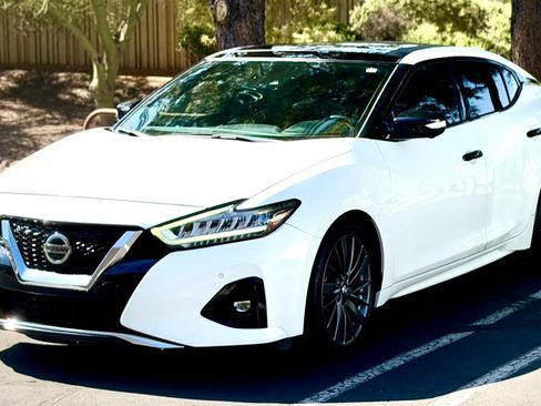 Used 2019 Nissan Maxima Platinum w/ Reserve Package FWD image 3