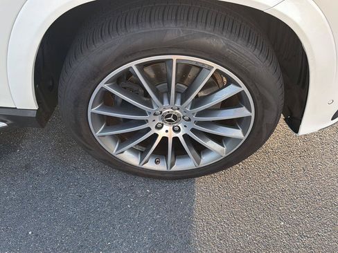 Used 2024 Mercedes-Benz GLE 350 4MATIC image 41