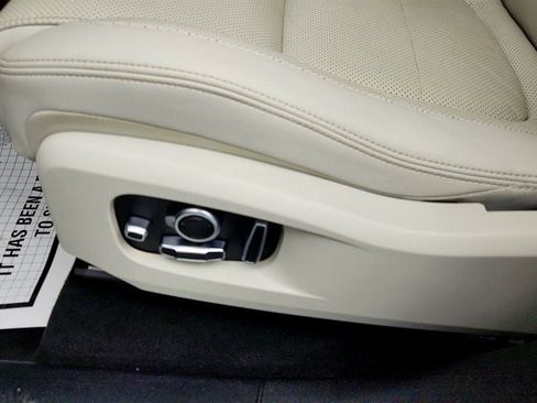 Used 2021 Jaguar F-PACE S image 11