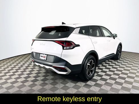 Used 2025 Kia Sportage LX FWD image 10
