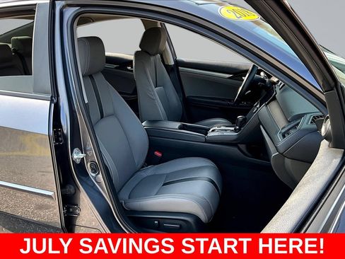 Used 2018 Honda Civic Touring image 34
