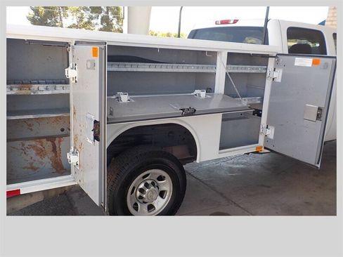 Used 2009 Chevrolet Silverado 3500 W/T AWD/4WD image 34