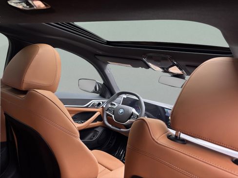 New 2026 BMW i4 eDrive40 w/ Parking Assistance Package image 22