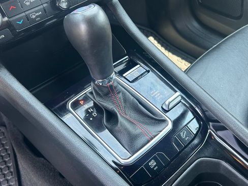 Used 2025 Jeep Compass Trailhawk AWD/4WD image 19