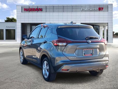 Used 2023 Nissan Kicks S FWD image 4