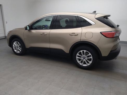 Used 2021 Ford Escape SE AWD/4WD image 3