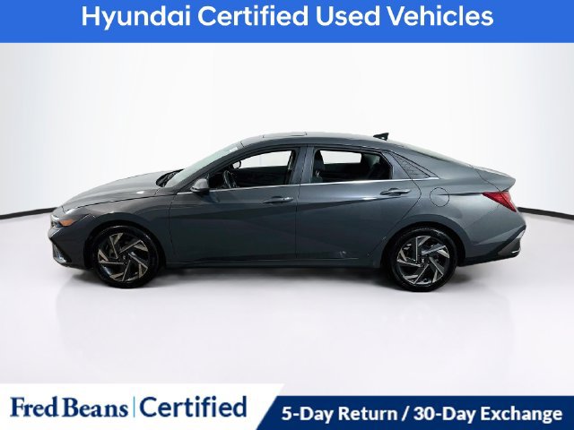 Certified 2024 Hyundai Elantra SEL w/ Convenience Package FWD image 9