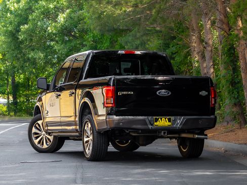 Used 2017 Ford F150 King Ranch w/ Equipment Group 601A Luxury AWD/4WD image 3