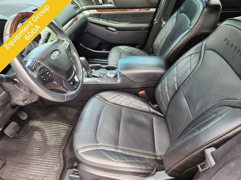 Used 2018 Ford Explorer Platinum AWD/4WD image 8